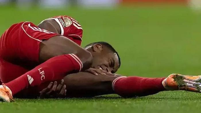 Micky van de Ven, Isak’ın sakatlanması sonrası konuştu ‘Onu incitmek istemedim’