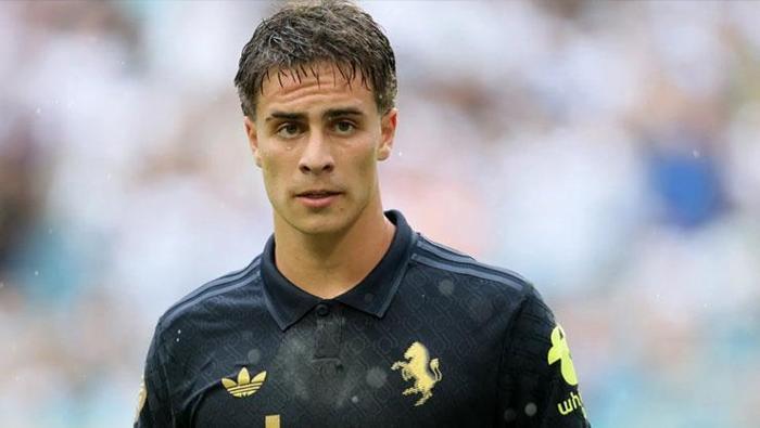 JONATHAN DAVİD’İN MAAŞINI İSTİYOR