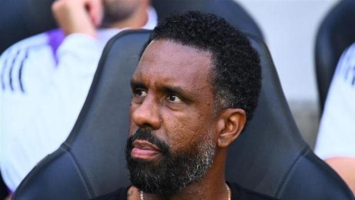 ESKİ ÖĞRENCİSİNİ İSTEDİ