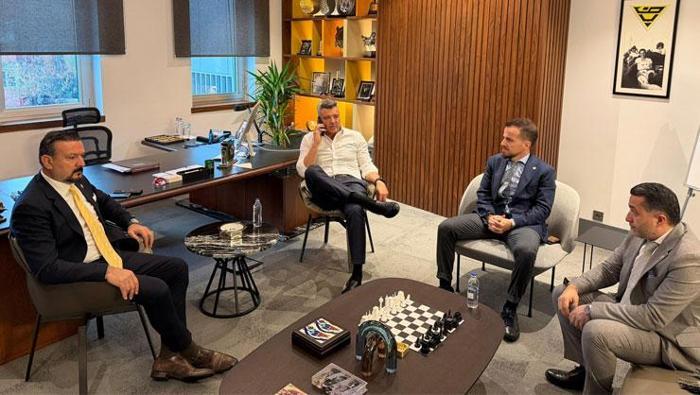 Fenerbahçeden Katarda transfer zirvesi Görüşme yapılacak