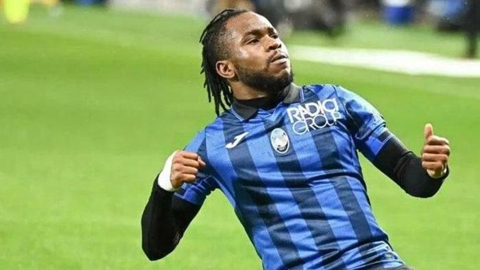 TEKLİFE SICAK BAKIYOR