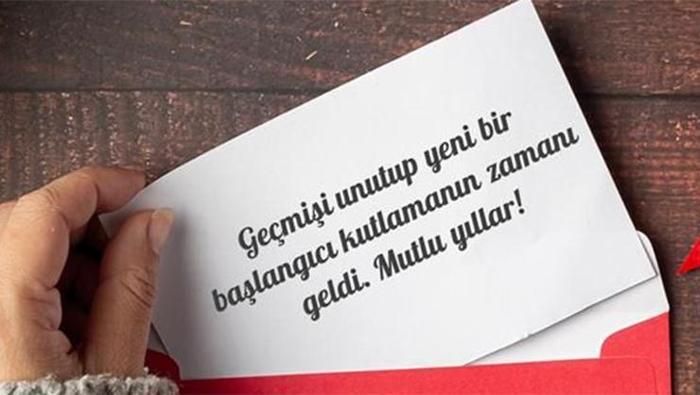 Sevgiliye yeni yıl mesajları 2026 - Romantik yılbaşı mesajı, kız arkadaşa, eski, ayrılan, yeni ve küs sevgiliye resimli & duygusal mutlu yıllar sözleri