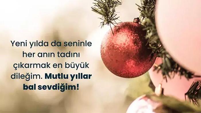 Sevgiliye yeni yıl mesajları 2026 - Romantik yılbaşı mesajı, kız arkadaşa, eski, ayrılan, yeni ve küs sevgiliye resimli & duygusal mutlu yıllar sözleri