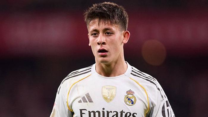 Arda Güler rekorları altüst etti Yine tarihe geçti, 2025 yılına damga vurdu