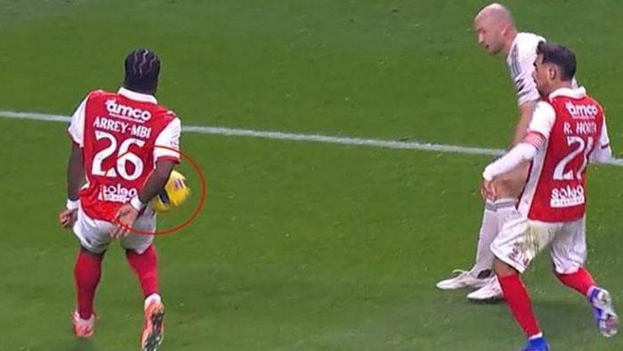 PENALTI BEKLENTİSİ