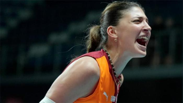 SOSYAL MEDYAYI SALLADI