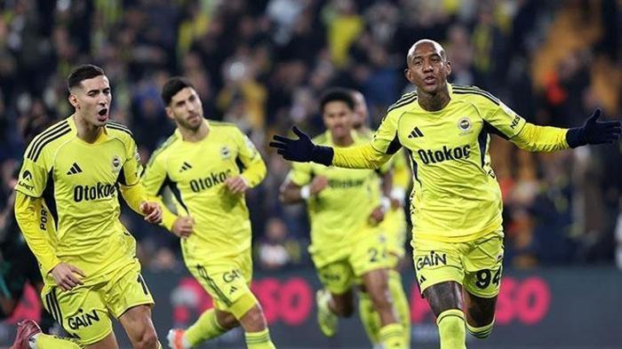 Hasan Şaştan Fenerbahçeli oyuncuya övgüler Galatasarayda olmasını isterdim