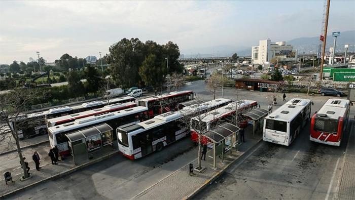 1 Ocak İzmir toplu taşıma ücretsiz mi 31 Aralık Yılbaşı gecesi İzmirde toplu taşıma kaça kadar çalışıyor (Eshot, IZULAŞ, Metro ve Tramvay)