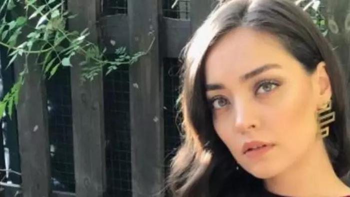 O Ses Türkiye 2026 Yılbaşı Özel konukları Cansel Elçin - Zeynep Tuğçe Bayat çifti kimdir ve nerelidir Cansel Elçin - Zeynep Tuğçe Bayat hayatı ve biyografisi