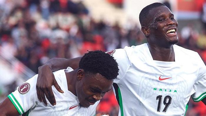 Teknik direktör Osimhenden korkuyor Nijeryada Eric Chelleye olay tepki: Oynamasına gerek yoktu