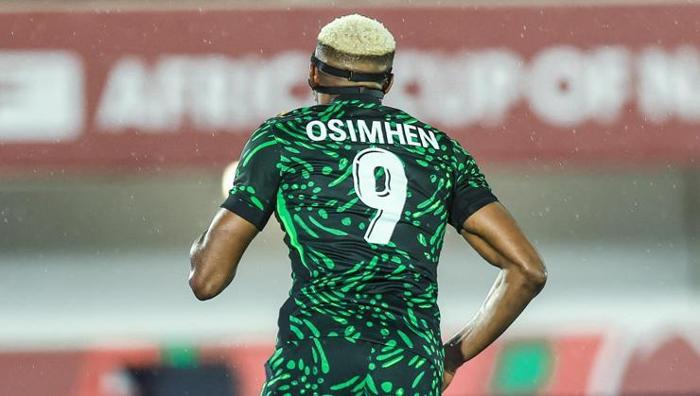 NİJERYALI BİR TARAFTARDAN OSIMHEN TEPKİSİ