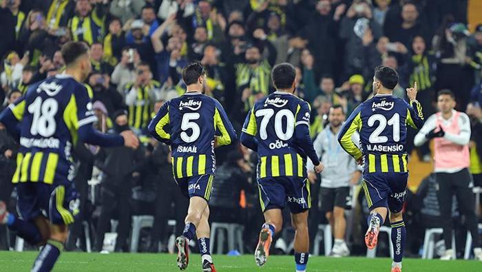 CUMARTESİ GÜNÜ TAKIM TOPLANIYOR