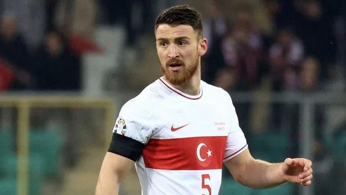 Sergen Yalçın Salih’i bekliyor