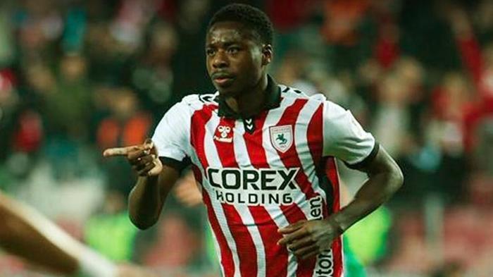 İLK TRANSFER MUSABA İMZALAR ATILDI