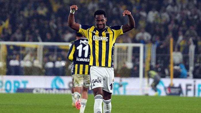 Fenerbahçeli Jhon Duranın geri dönüşüne yeşil ışık İlk mesajı aldı