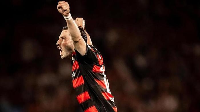 MATİAS VİNA TERCİHİNİ YAPTI