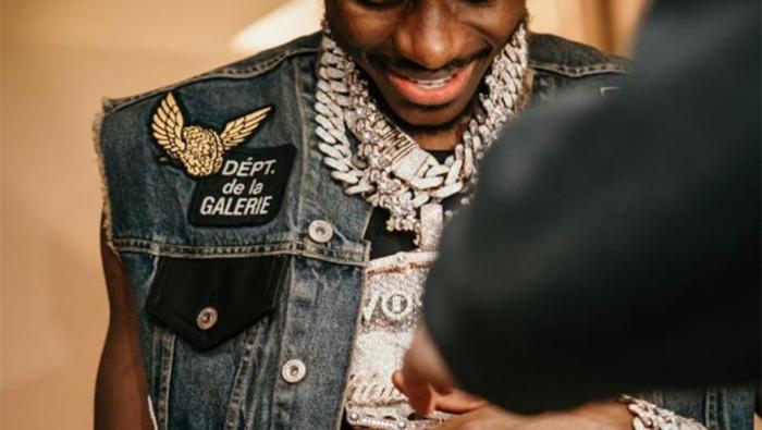 Galatasaraylı yıldız Victor Osimhenden 750 bin dolarlık hamle Görenler inanamadı