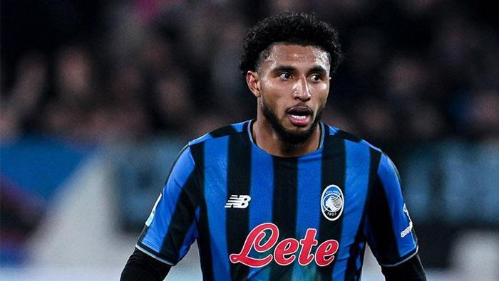 MANCHESTER UNITED PEŞİNDE