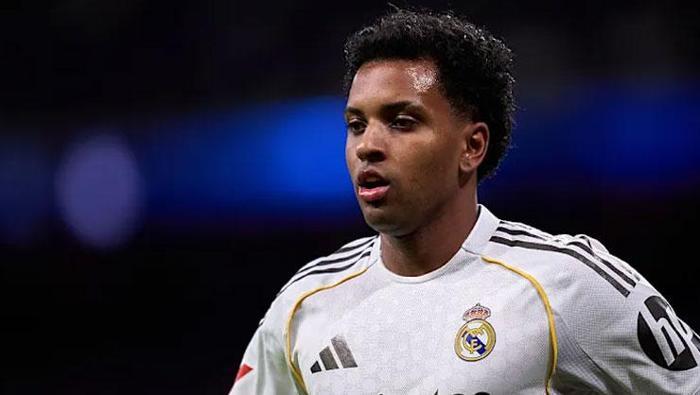 PREMIER LİG TAKIMLARI YARIŞA GİRDİ