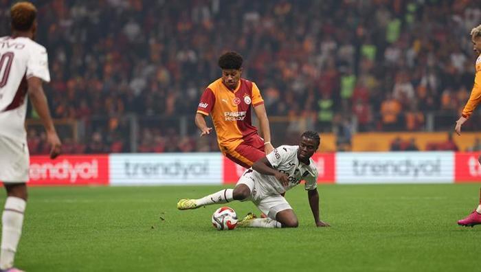 Galatasarayda şok Torreira, Trabzonspor maçında yok: Karar verildi