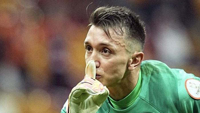 MUSLERA DEVREDE