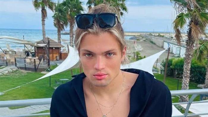 ONUR ALP ÇAM KİMDİR