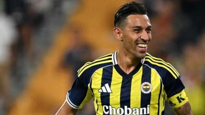 Fenerbahçede kadro dışı kalan İrfan Can Kahveci için eski teknik direktörü talip oldu