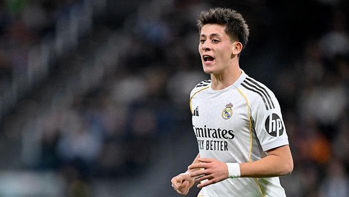 ARSENAL KİRALAMAK İSTİYOR