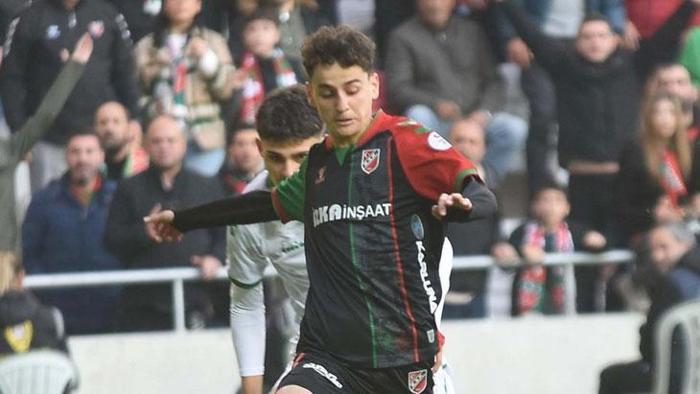 Fenerbahçede transfer iptal oldu Mali konularda anlaşmaya varılamadı