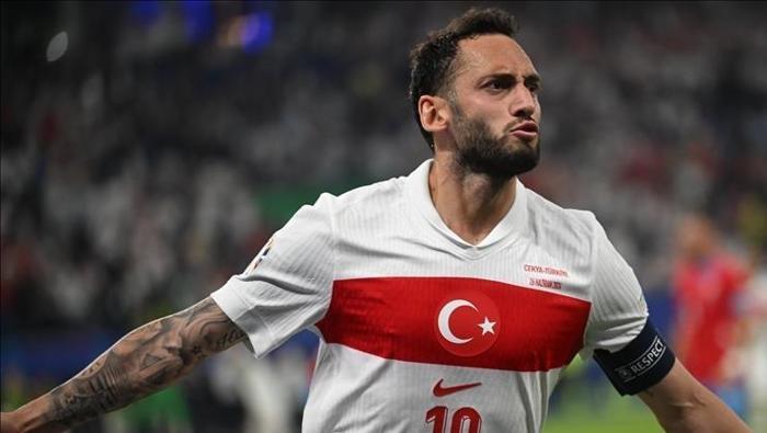 Galatasaray taraftarları Guendouziye yanıt bekliyor Transfer için olay sözler: Pişman oldular