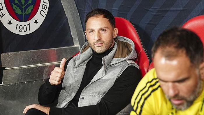 TEDESCO KUTLAMA YAPARKEN...