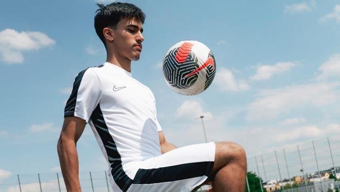 Galatasarayın transferi Can Armando Güner için şok sözler Sportif direktör açıkladı Hastayım dedi gitti, teklif yok