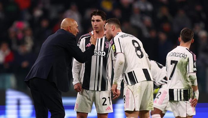 Galatasarayın transfer teklifini dinlemedi bile Aslana şok cevap: Sadakatini gösterdi