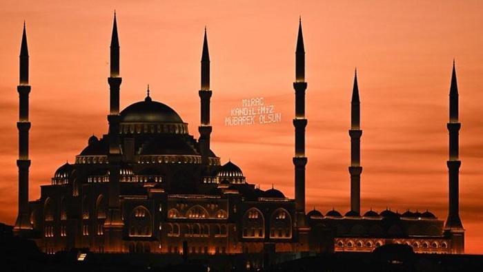 Miraç Kandili Mesajları 2026 - Kandil Mesajları, resimli, yazılı, en güzel, anlamlı, etkileyici, dualı, ayetli ve hadisli kandil mesajı