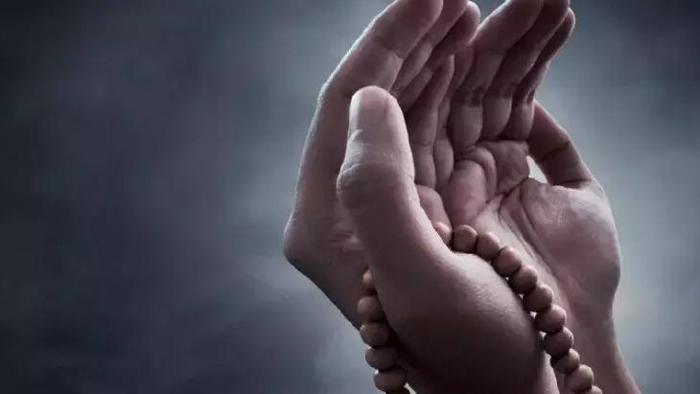 TESBİH ÇEKME VE ESTAĞFİRULLAH EL AZİM ZİKRİ