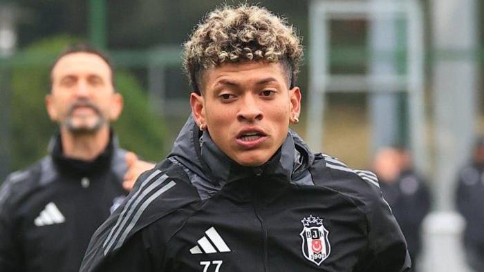 Elan Ricardo (Orta Saha) Beşiktaş --> Deportes Tolima