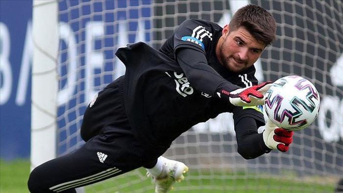 SERGEN YALÇIN LİSTE VERDİ