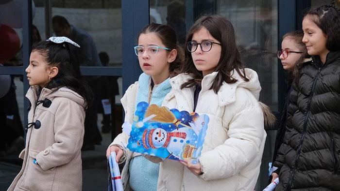 Karne tebrik mesajları 2026 - En güzel, resimli ve yazılı karne alan çocuğa karne günü kutlama sözleri