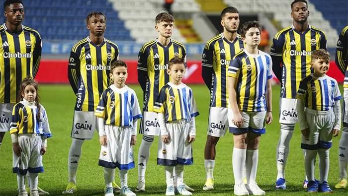 Alanyaspor-Fenerbahçe maçı canlı izle | ALANYA FB maçı şifresiz (Süper Lig maçı canlı yayın)