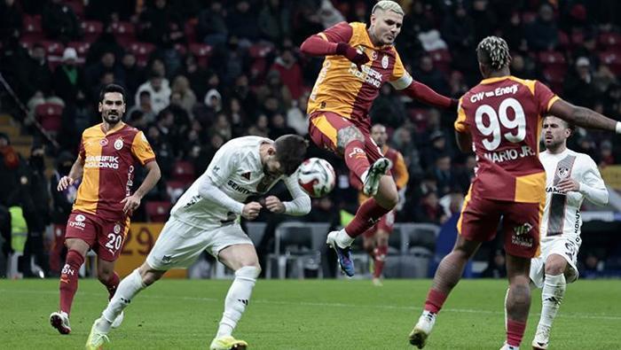 Takımı taşıyan değil tüm takımın taşıdığı bir yük Galatasaray-Gaziantep FK maçını spor yazarları yorumladı Biri Okan Buruku uyarsın