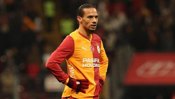 Cim Bom, bir şekilde kendi ayağına sıkıyor