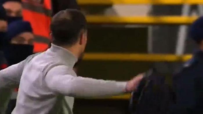 TEDESCONUN SARI KART GÖRDÜĞÜ POZİSYON