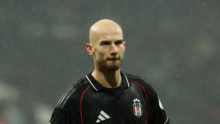 GÖZLER BEKLENEN TRANSFERLERDE / CEM DİZDAR - FANATİK