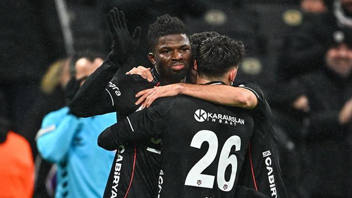 Beşiktaş - Kayserispor maçına damga vuran penaltı pozisyonu Trioda yorumlandı: Yüzde yüz diyemiyorum...