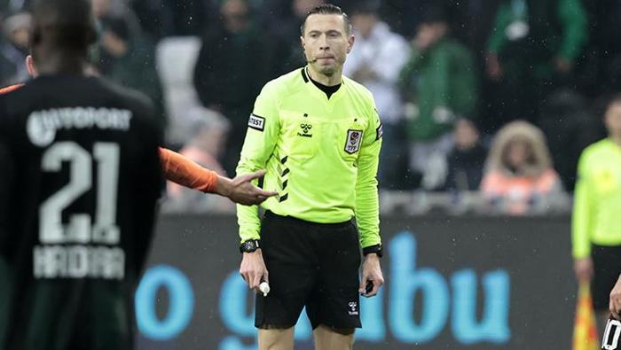 Galatasaray-Gaziantep Fk maçının hakemi için flaş sözler Daha cesur bir yönetim gerekirdi İşte 18.haftanın hakem raporu