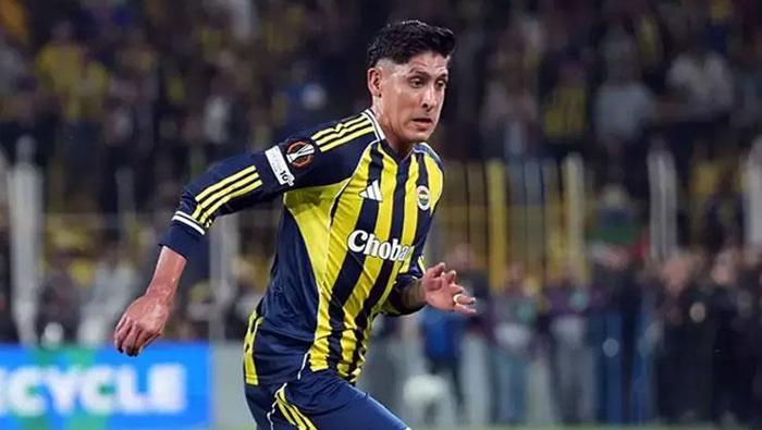 Ajax, Fenerbahçe’nin yıldızı için devrede Sportif direktör İstanbul’a geldi