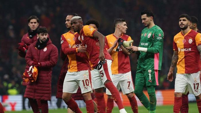 Galatasaray - Atletico Madrid maçının ardından usta isimden övgü: 100 milyon Euroluk golcün varsa her şey değişir