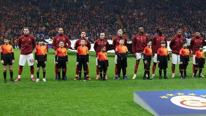 GALATASARAYIN PİRUS ZAFERİ / HAMİT TURHAN - FANATİK