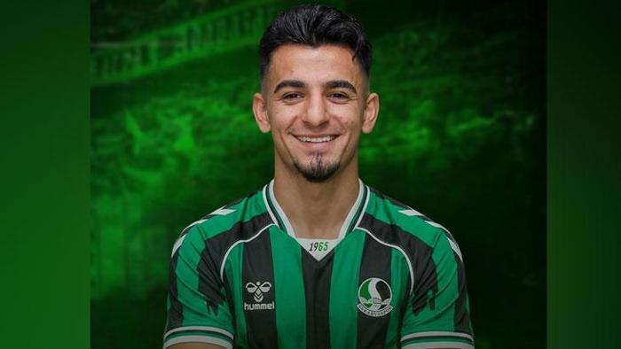 Melih Bostan (Forvet) Konyaspor --> Sakaryaspor