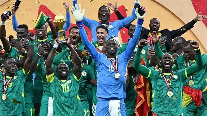 Afrika Kupasını kazanan Senegalli futbolculara ilginç ödül